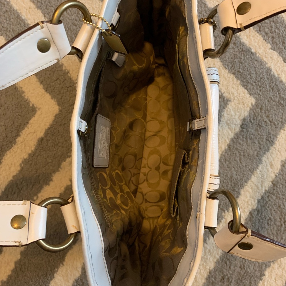 Coach Bag - Picture 5 of 8